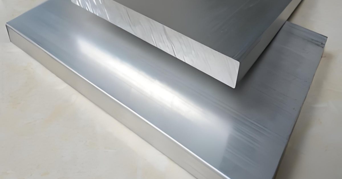 Heavy industrial manufacturing puts forward higher requirements for the welding performance of Stainless Steel Plate 304.